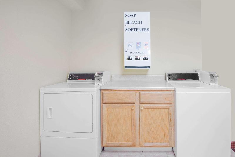 מוטל Super 8 By Wyndham Altoona