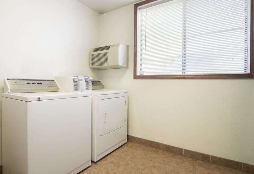 فندق على الطريق Super 8 By Wyndham Amarillo