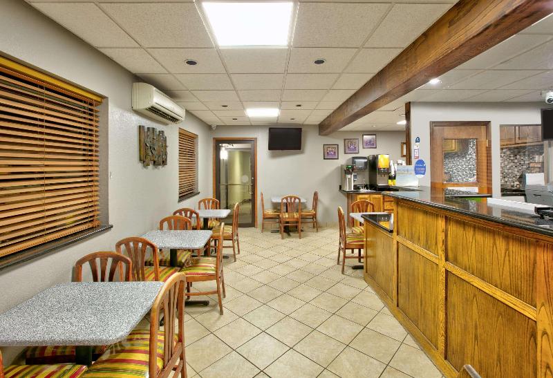 فندق على الطريق Super 8 By Wyndham Amarillo