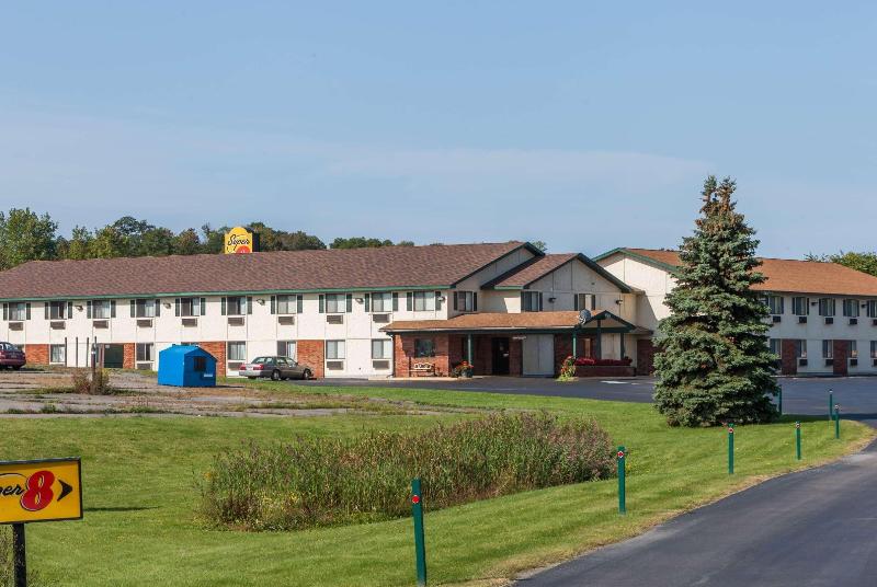 モーテル Super 8 By Wyndham Amsterdam