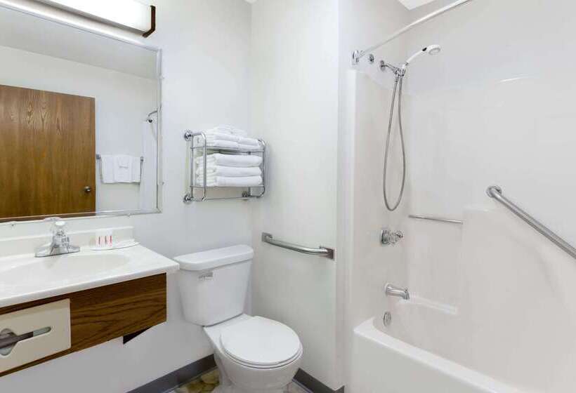 מוטל Super 8 By Wyndham Antigo