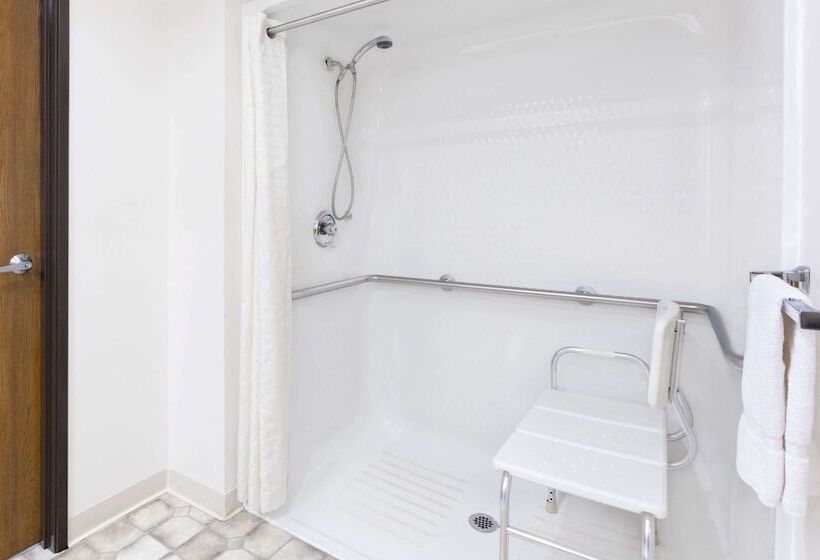 מוטל Super 8 By Wyndham Antigo