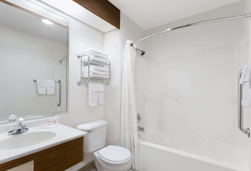 מוטל Super 8 By Wyndham Antigo