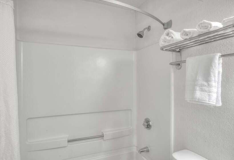 فندق على الطريق Super 8 By Wyndham Augusta