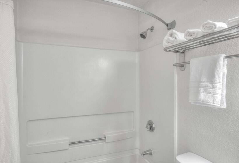 فندق على الطريق Super 8 By Wyndham Augusta