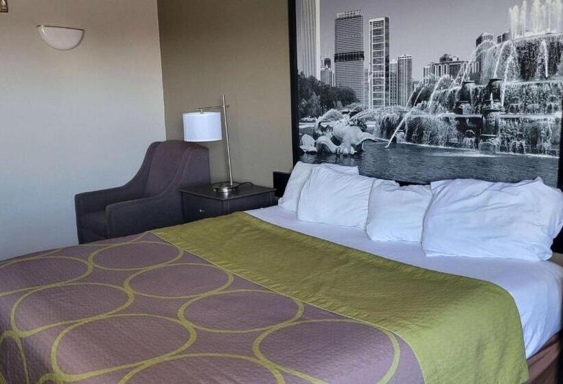 فندق على الطريق Super 8 By Wyndham Aurora/naperville Area