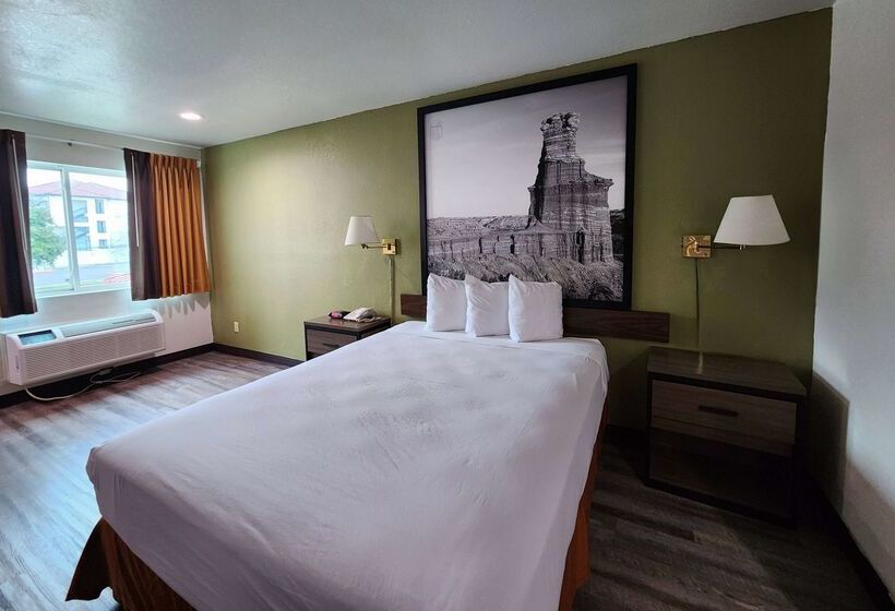 汽车旅馆  Super 8 By Wyndham Austin North/university Area