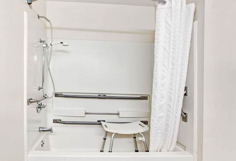 Мотель Super 8 By Wyndham Baltimore/essex Area