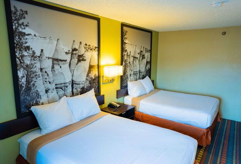 汽车旅馆 Super 8 By Wyndham Belen Nm