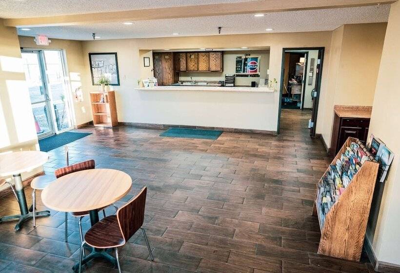 汽车旅馆 Super 8 By Wyndham Belen Nm