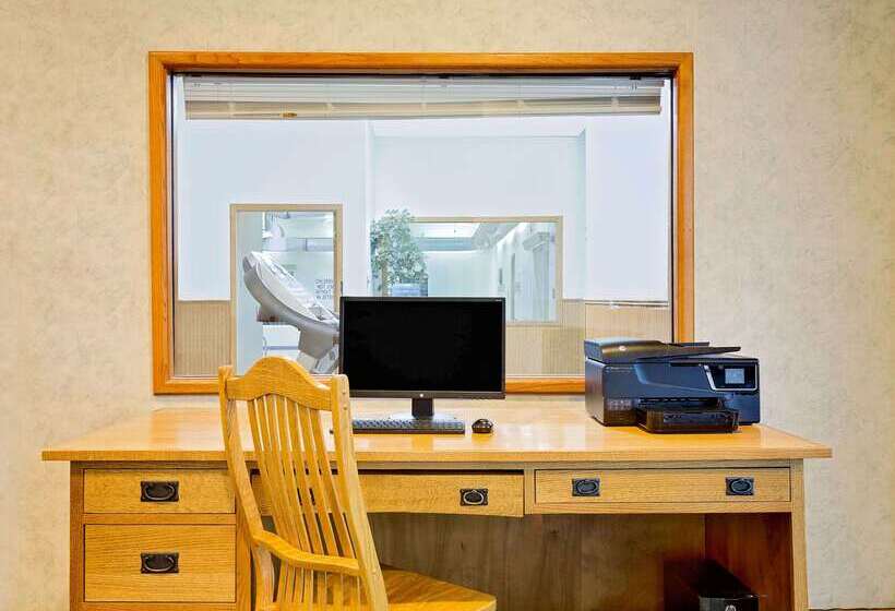 مُتل Super 8 By Wyndham Belgrade/bozeman Airport