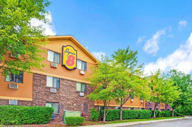 모텔 Red Roof Plus Belleville