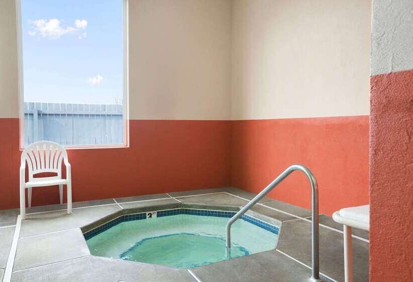 فندق على الطريق Super 8 By Wyndham Bellingham Airport/ferndale