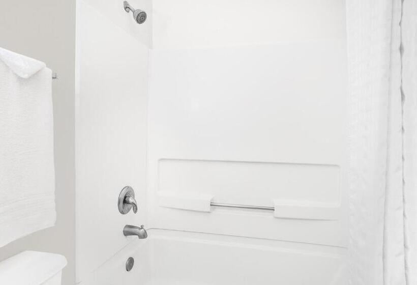 모텔 Super 8 By Wyndham Bloomfield