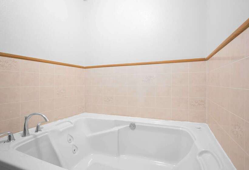 מוטל Super 8 By Wyndham Boonville