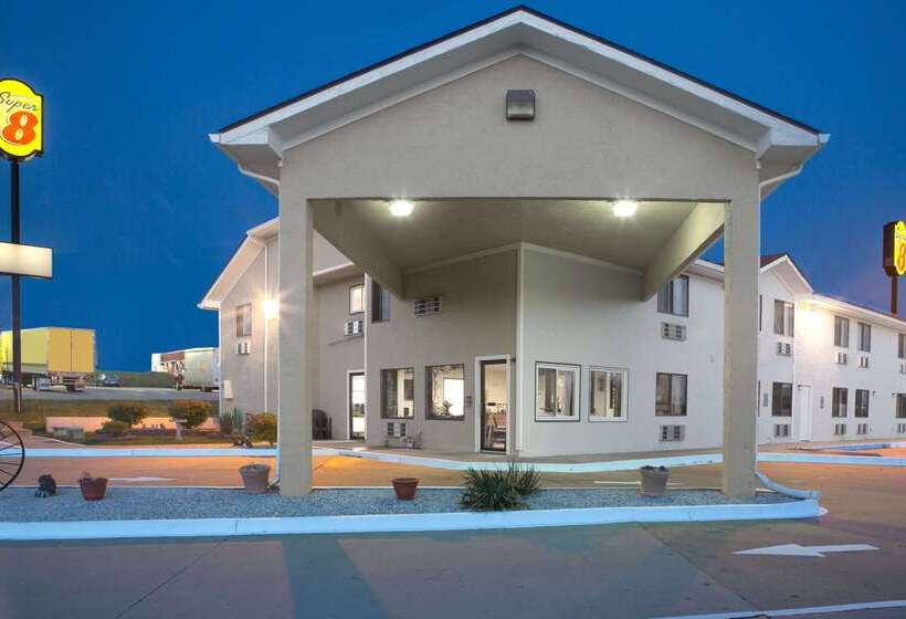 מוטל Super 8 By Wyndham Boonville