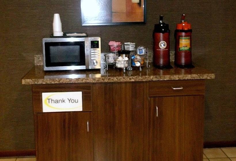 فندق على الطريق Super 8 By Wyndham Brookings