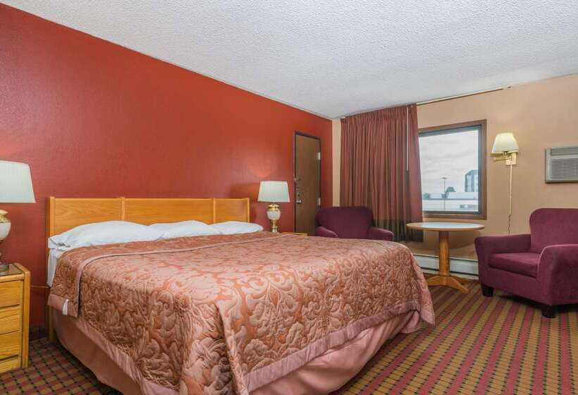 فندق على الطريق Super 8 By Wyndham Brooklyn Center/mpls