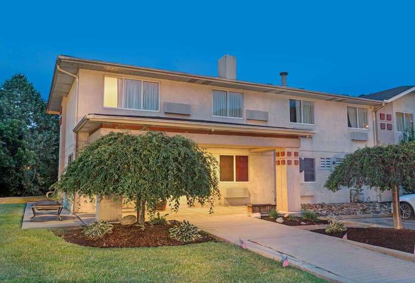 모텔 Super 8 By Wyndham Canonsburg/pittsburgh Area