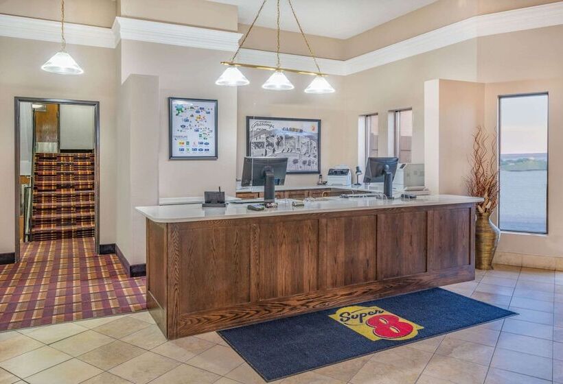 Мотель Super 8 By Wyndham Casper West By The River