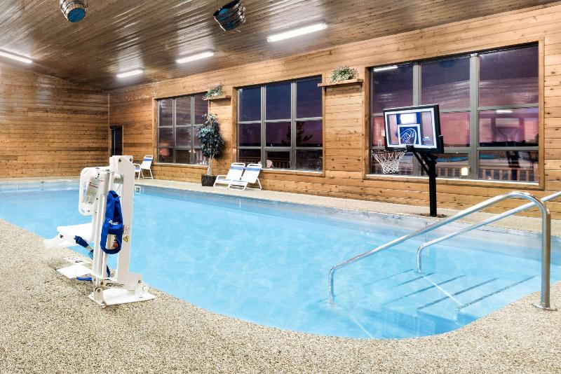 汽车旅馆  Super 8 By Wyndham Chamberlain Sd