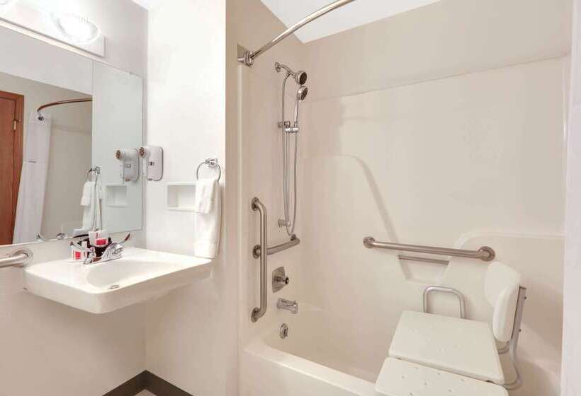 モーテル Super 8 By Wyndham Cody