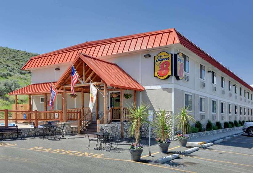 모텔 Super 8 By Wyndham Cody