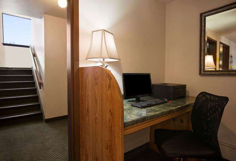 فندق على الطريق Super 8 By Wyndham Coeur D Alene