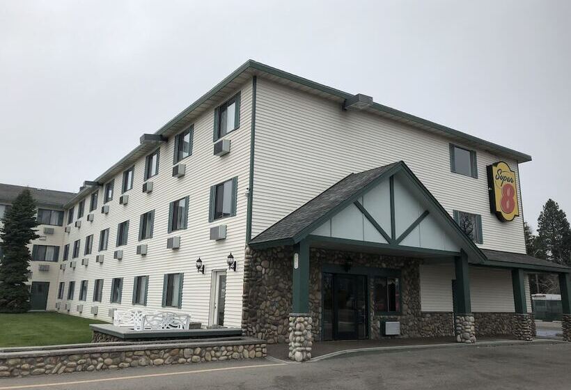 فندق على الطريق Super 8 By Wyndham Coeur D Alene