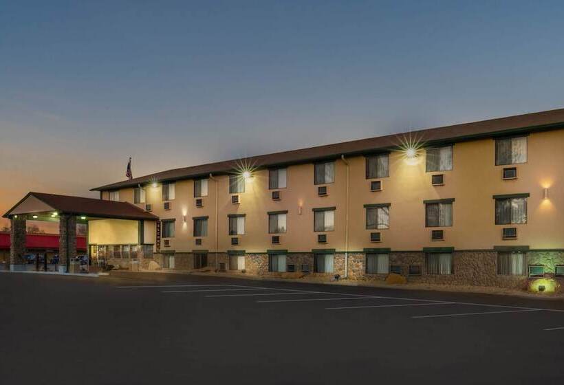 فندق على الطريق Super 8 By Wyndham Cortez/mesa Verde Area