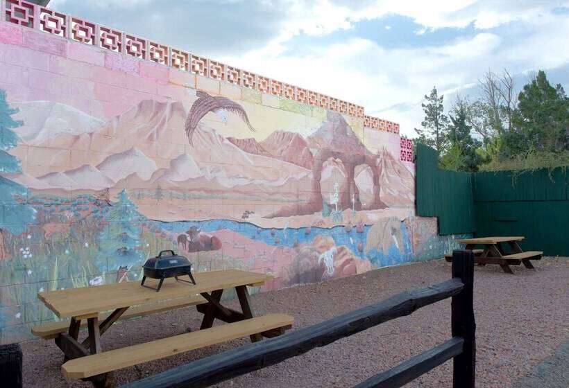 فندق على الطريق Super 8 By Wyndham Cortez/mesa Verde Area