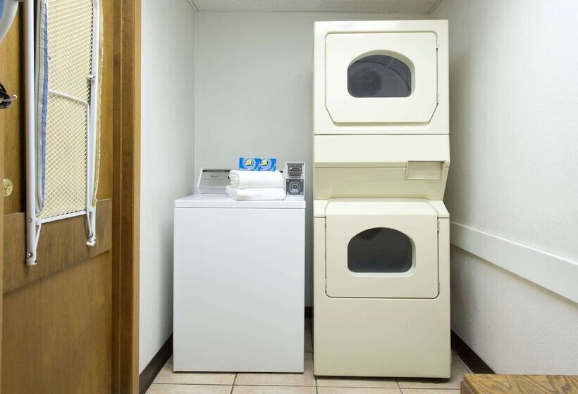 فندق على الطريق Super 8 By Wyndham Cortez/mesa Verde Area