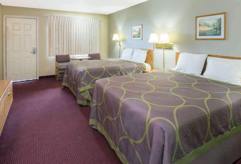 فندق على الطريق Super 8 By Wyndham Crescent City