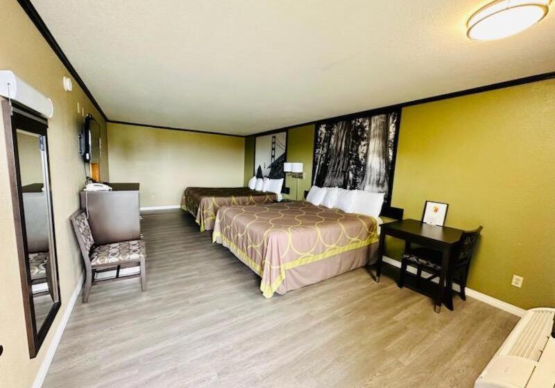 فندق على الطريق Super 8 By Wyndham Crescent City