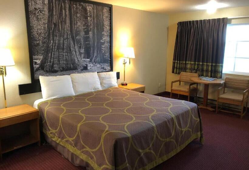 فندق على الطريق Super 8 By Wyndham Crescent City