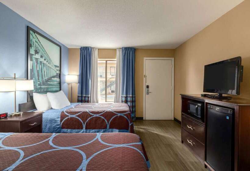 Opulent Oasis Motel Crestview