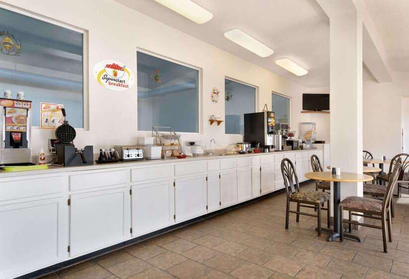 מוטל Super 8 By Wyndham Custer/crazy Horse Area