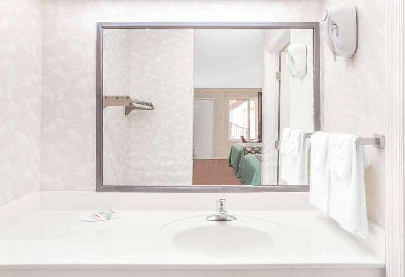 モーテル Super 8 By Wyndham Decatur Priceville