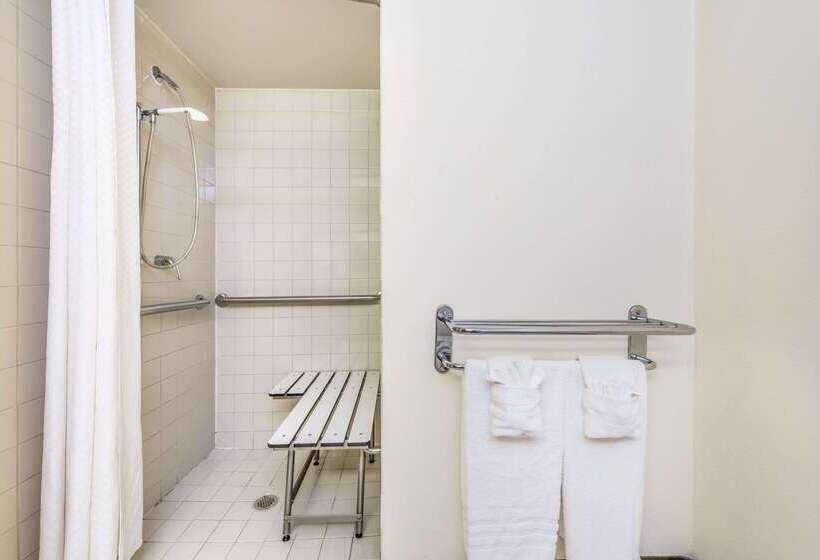 מוטל Super 8 By Wyndham Denton