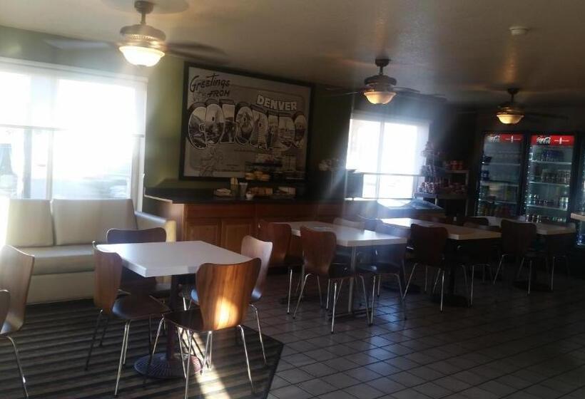 מוטל Super 8 By Wyndham Denver Central