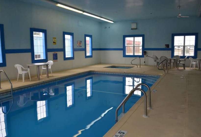 汽车旅馆 Super 8 By Wyndham Devils Lake