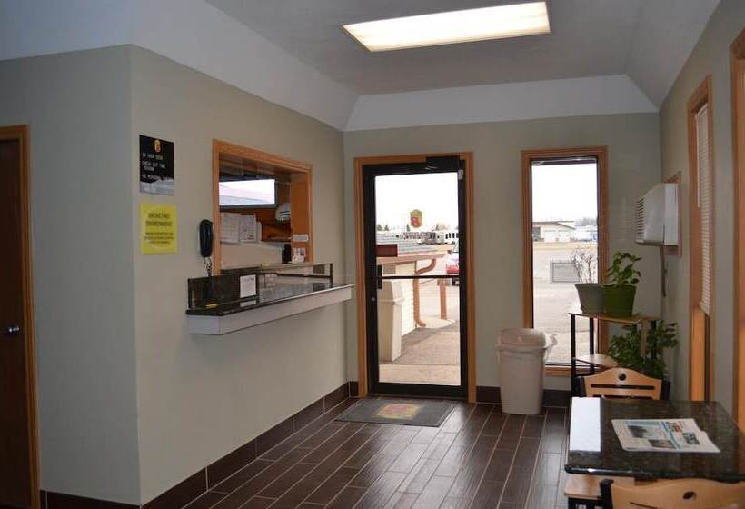 汽车旅馆 Super 8 By Wyndham Devils Lake