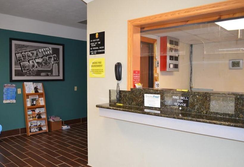 汽车旅馆 Super 8 By Wyndham Devils Lake