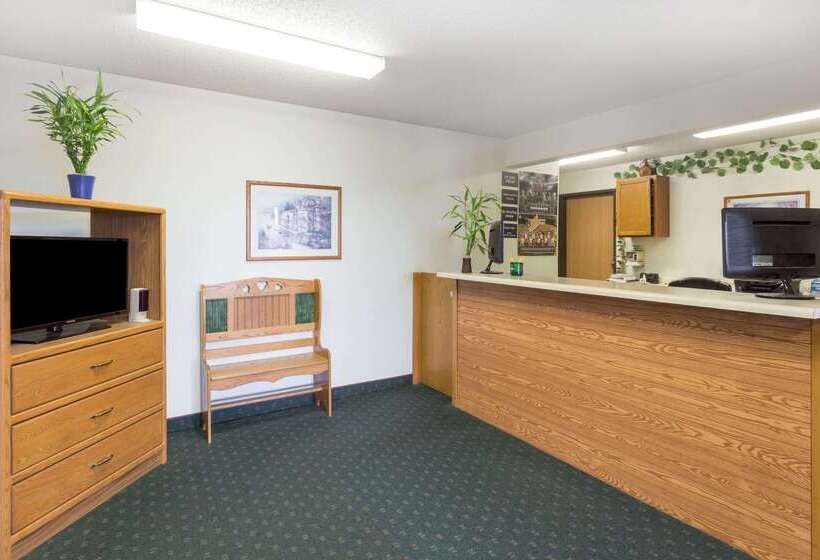 فندق على الطريق Super 8 By Wyndham Dewitt