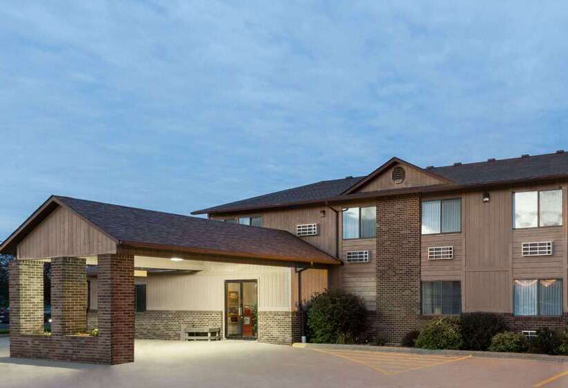 فندق على الطريق Super 8 By Wyndham Dewitt