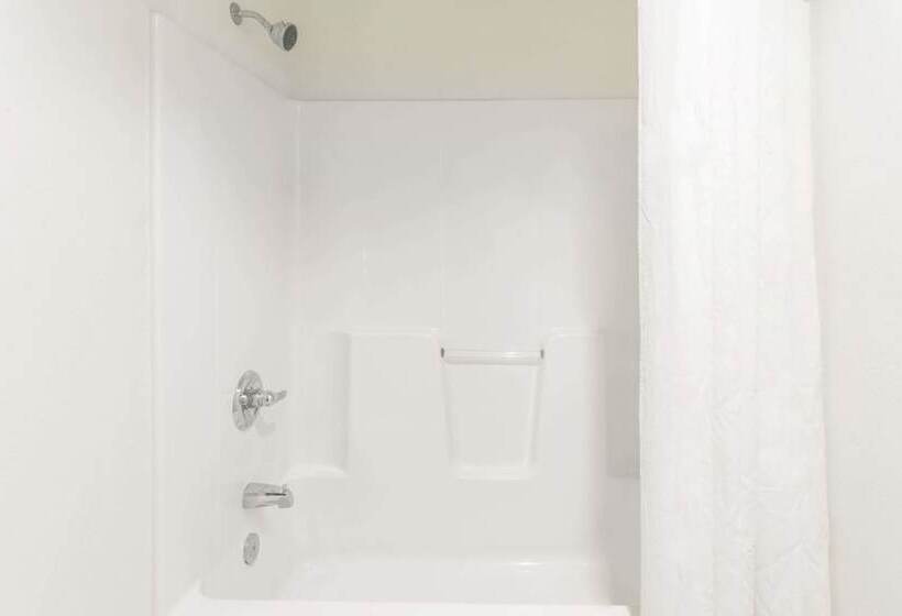 فندق على الطريق Super 8 By Wyndham Dewitt