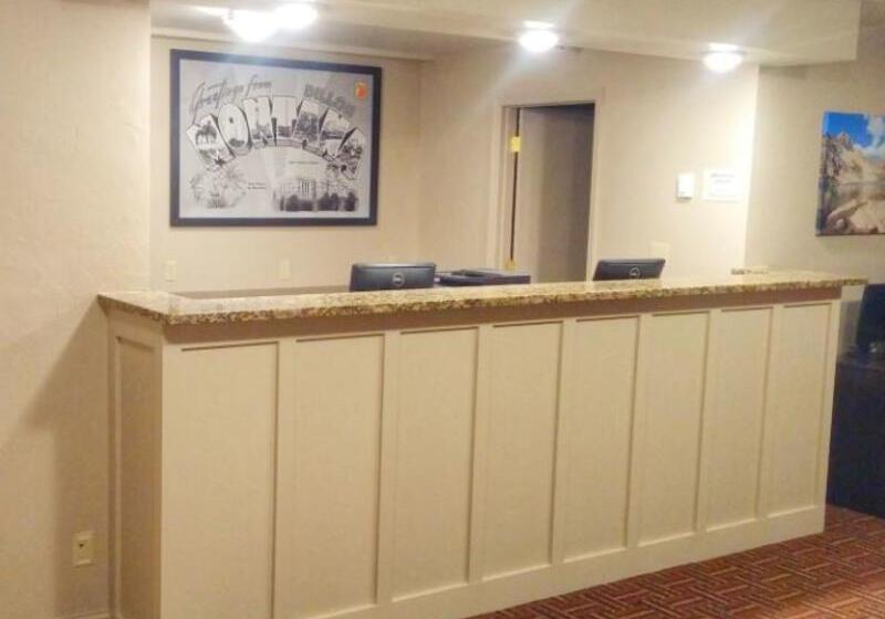 فندق على الطريق Super 8 By Wyndham Dillon