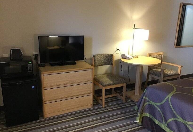 فندق على الطريق Super 8 By Wyndham Dillon