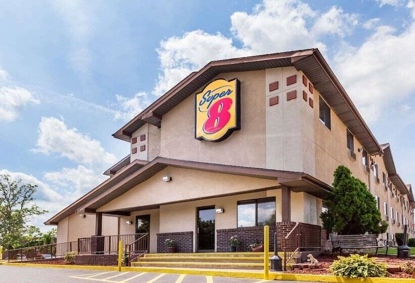 فندق على الطريق Super 8 By Wyndham Dunbar/charleston Area