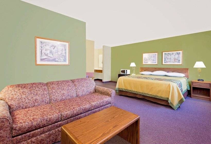 فندق على الطريق Super 8 By Wyndham Dyersville